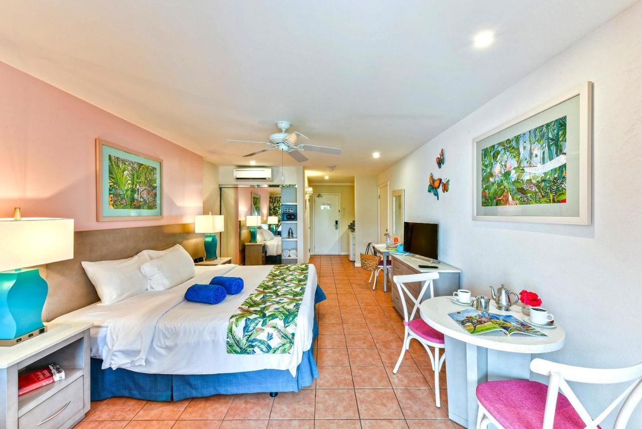 Butterfly Beach Hotel Christ Church Exterior foto
